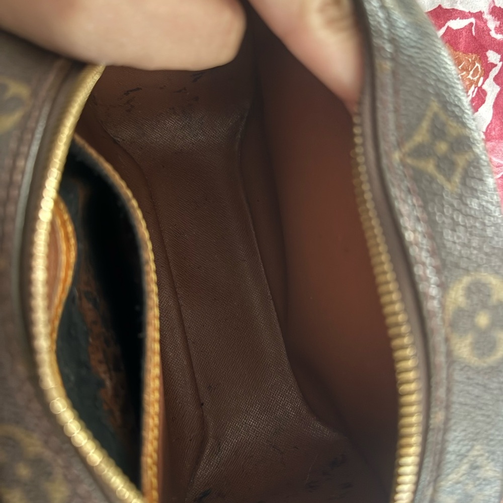 Louis Vuitton Monogram Crossbody Bag in Brown and Tan - Picture 13 of 16